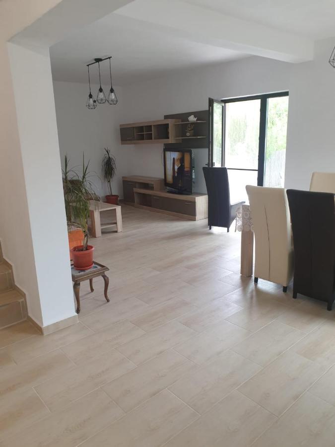 Casa Colt De Rai Apartment Ogradena Bagian luar foto