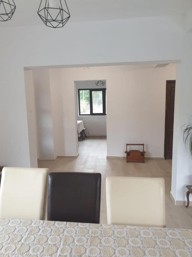 Casa Colt De Rai Apartment Ogradena Bagian luar foto
