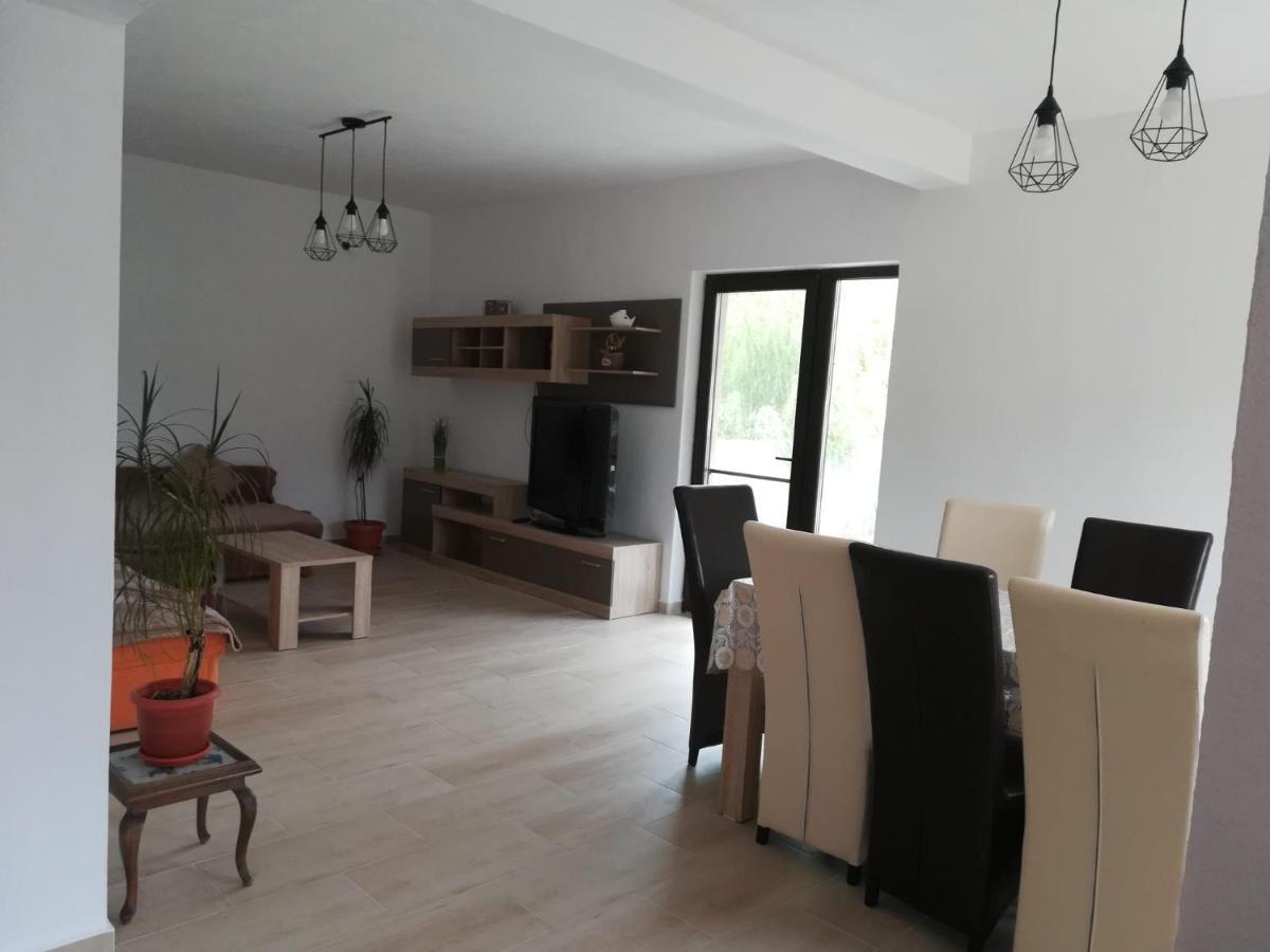 Casa Colt De Rai Apartment Ogradena Bagian luar foto